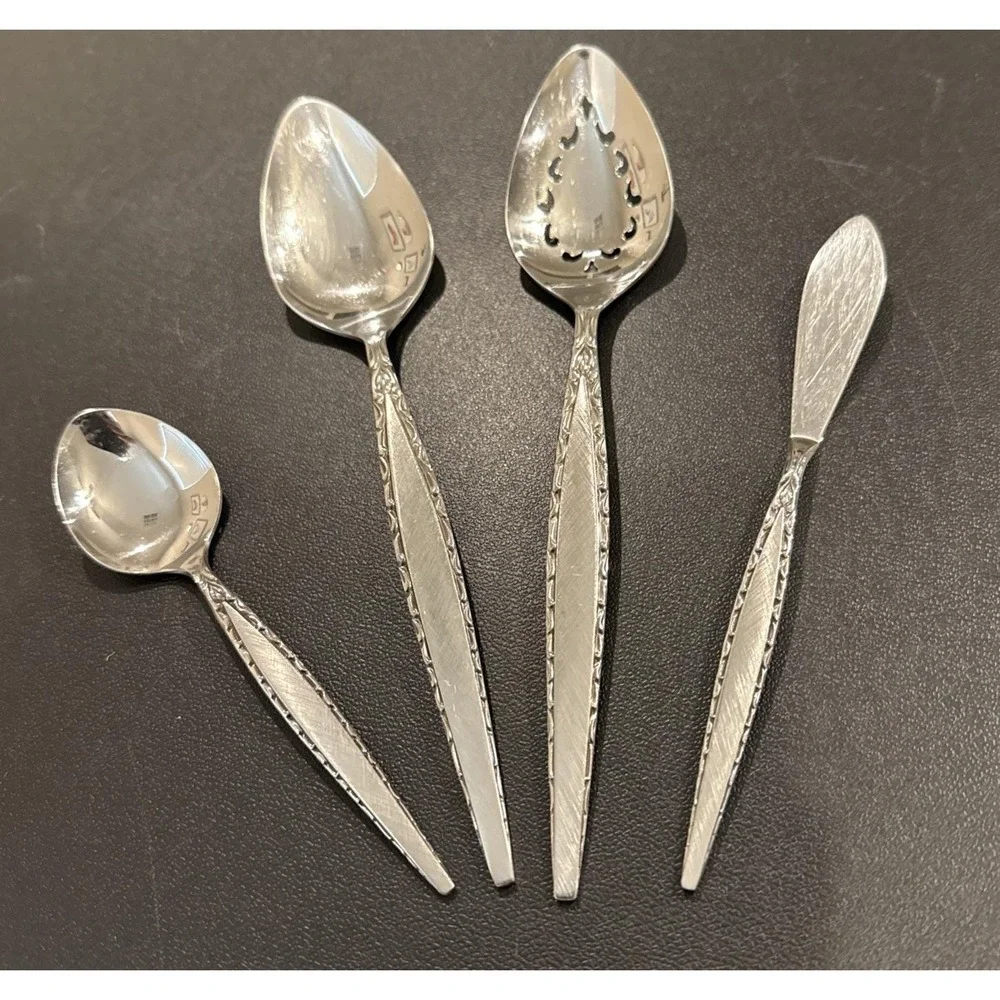 Oneida Community Venetia Stainless Steel Serving Sugar Spoon Butter Set Of 4‎